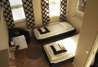Metro Hotell 3*