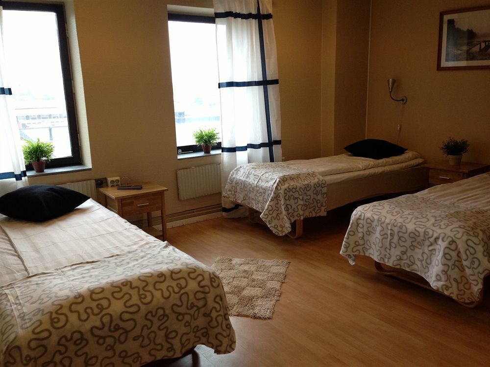 Hotell Metro 3*